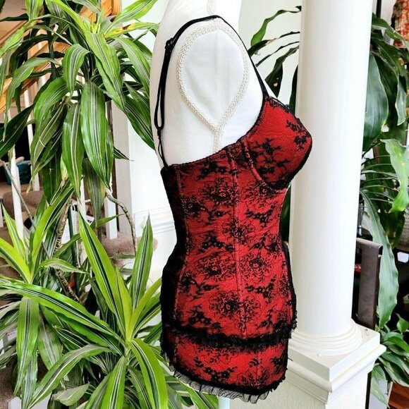 Millesia Luxury French Lingerie Bustier & Garter M - Picture 4 of 12